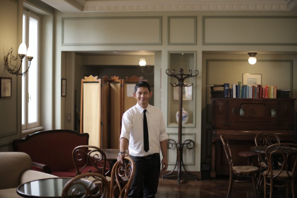 restaurant manager
